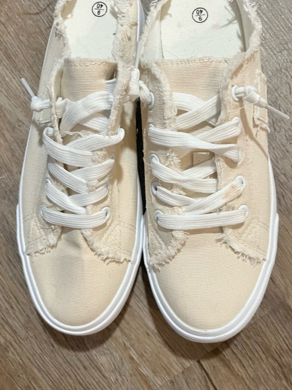 Women’s Canvas Lace-Up Sneakers in Beige